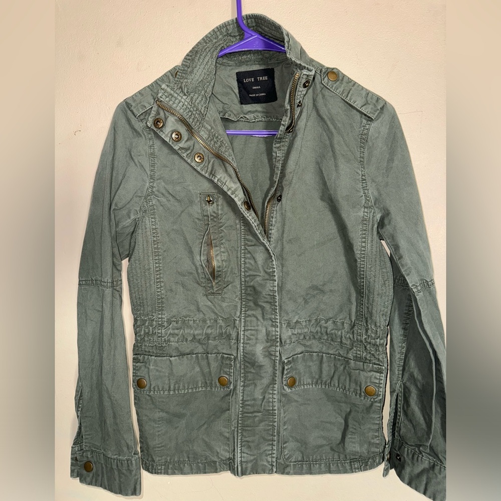 Womens love tree jacket size small
